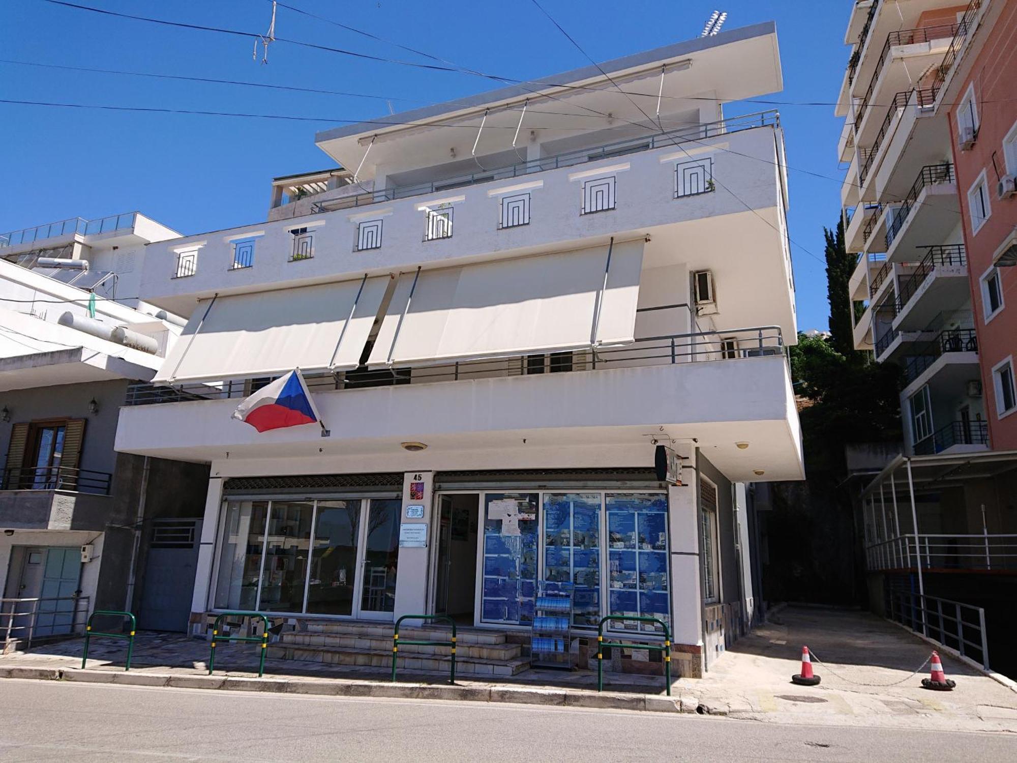 Villa Kostian Sarandë Exterior foto